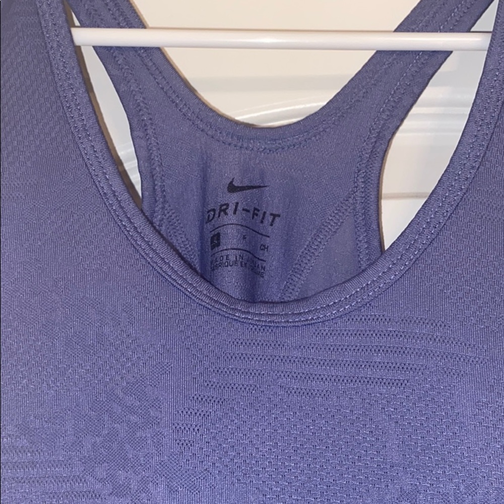 NIKE WORKOUT TANK - Picture 3 of 4
